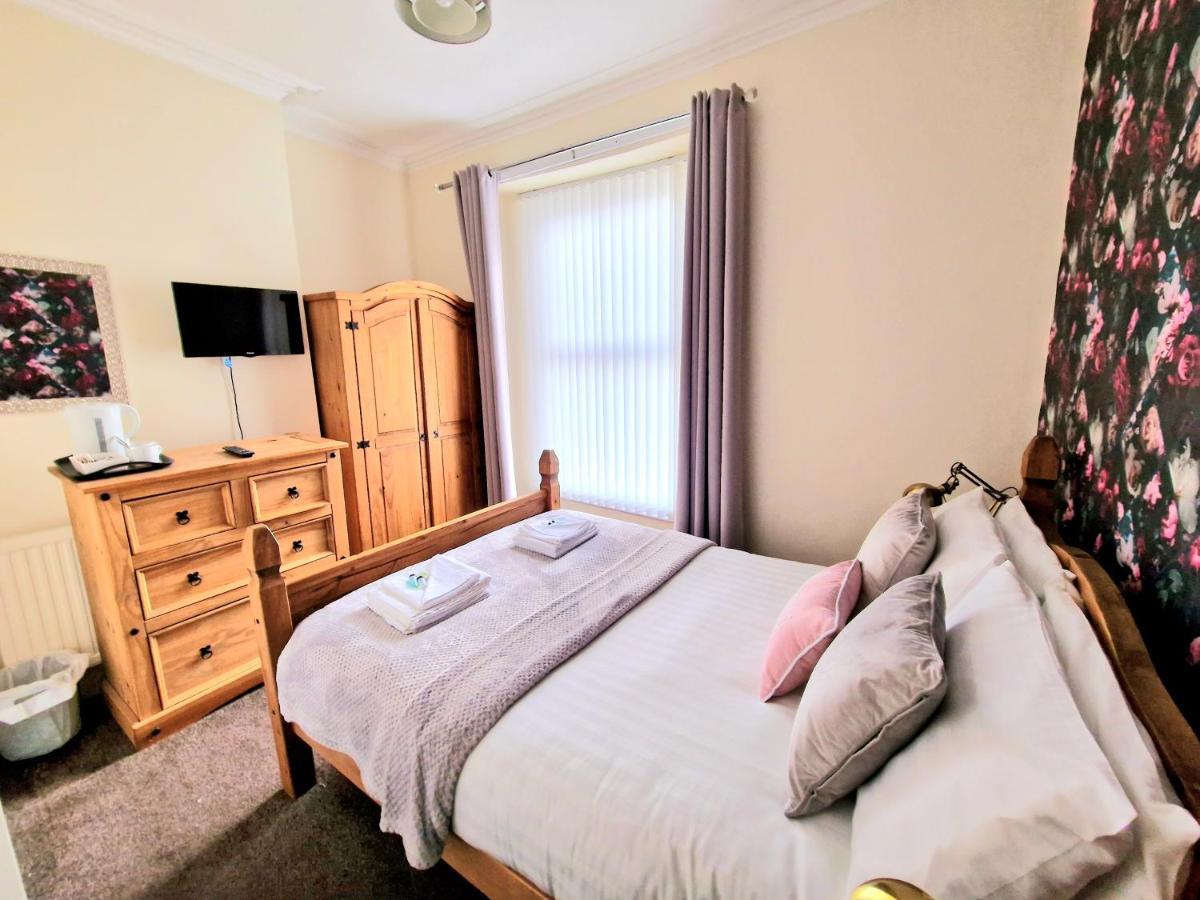 Breeze B&B Llandudno Exterior photo